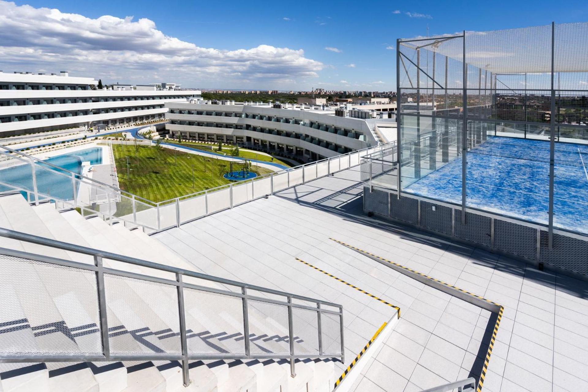 Student Experience Madrid Pozuelo - Luxury Hostel Посуэло-де-Аларкон Экстерьер фото